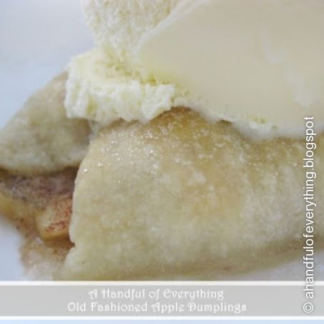 Old Fashioned Apple Dumplings