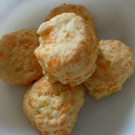 CHEESE SCONES