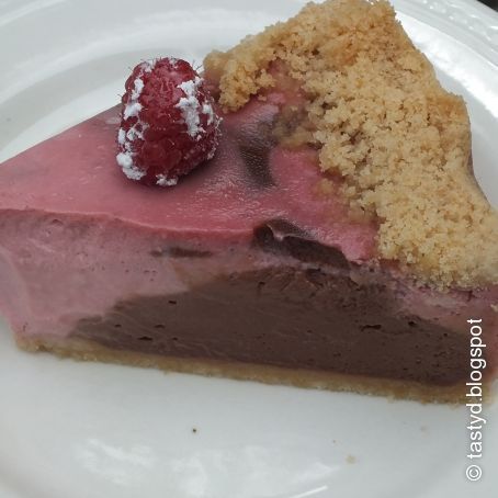 Rosy Raspberry Chocolate Cheesecake