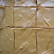 This 4-ingredient peanut butter fudge will change the way you eat peanut butter