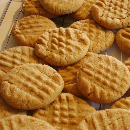 Classic Peanut Butter Cookies
