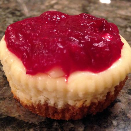 Mini Cheesecakes with Cranberry Jelly