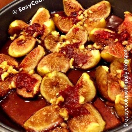 Baked Fresh Figs with Rasberry and Walnuts