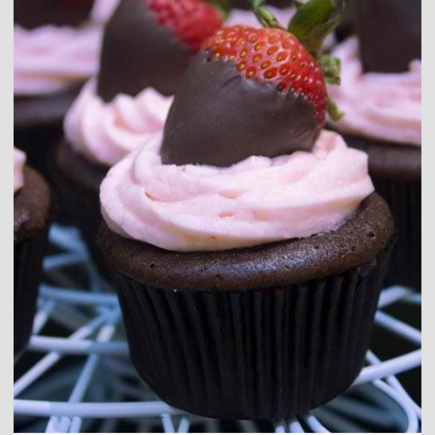Piped choc cupcakes
