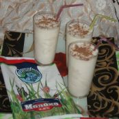 Milk- banana cocktail