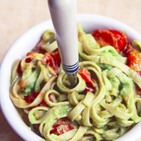 Creamy Avocado pasta
