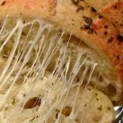 Cheesy Pesto Bread