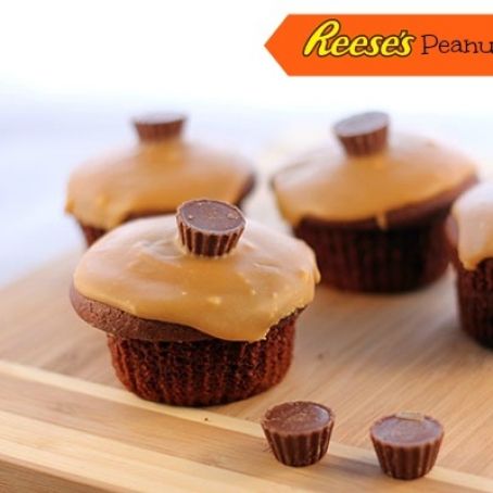 Reese's Peanut Butter Cupcakes!
