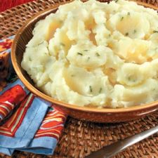 Effortless Garlic Roasted Potatoes