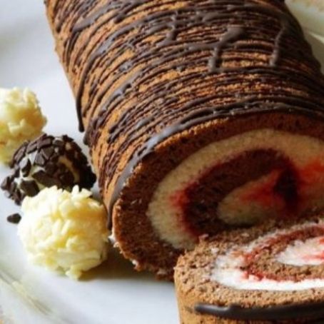 RULADA CU CREMA DE COCOS