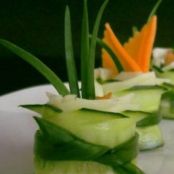 RULOURI DIN CASTRAVETE SI CASCAVAL CU SOMON AFUMAT