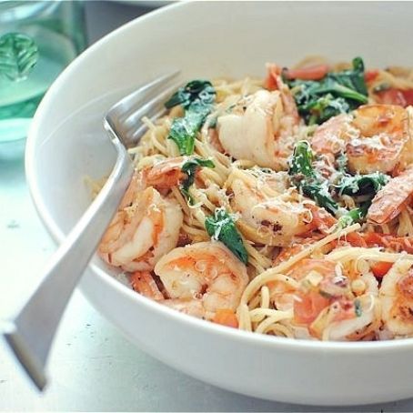 Angel hair pasta with shrimp, chili and tomatoes