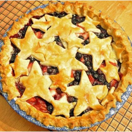 STRAWBERRY & BLUEBERRY PIE