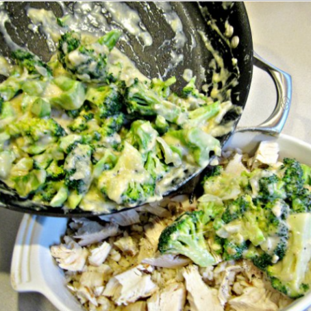 Healthy Brown Rice Broccoli Chicken Cheese Bake