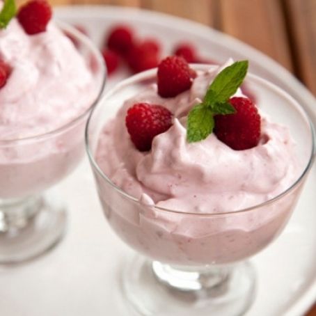 Spuma de zmeura - Velvet berry foam