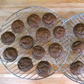 Double Chocolate Hersheys Kiss Cakelets - Step 5