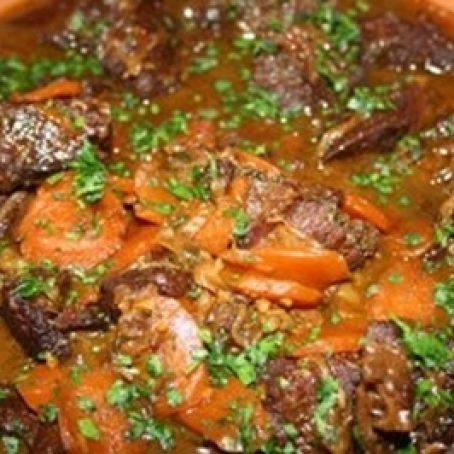 Spiced Beef cheeks with Carrots and Raisins