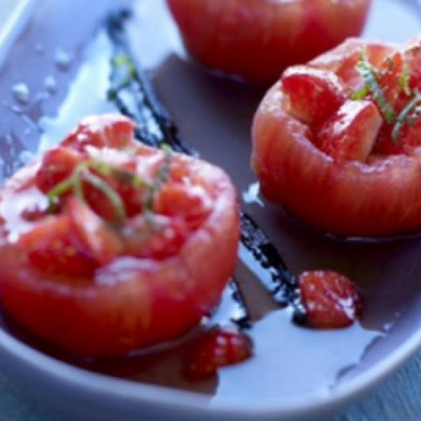 Tomatoes stuffed with grilled vegetables