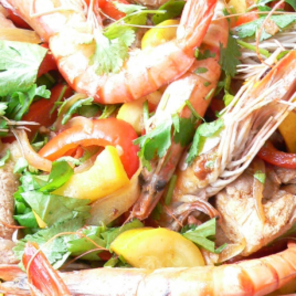 Stir Fried Pork and Shrimp in Red Curry
