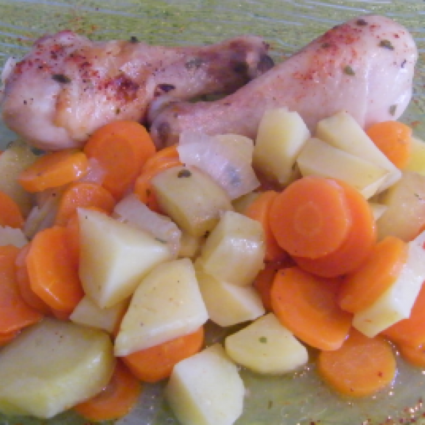 Chicken Drumsticks with Vegetables