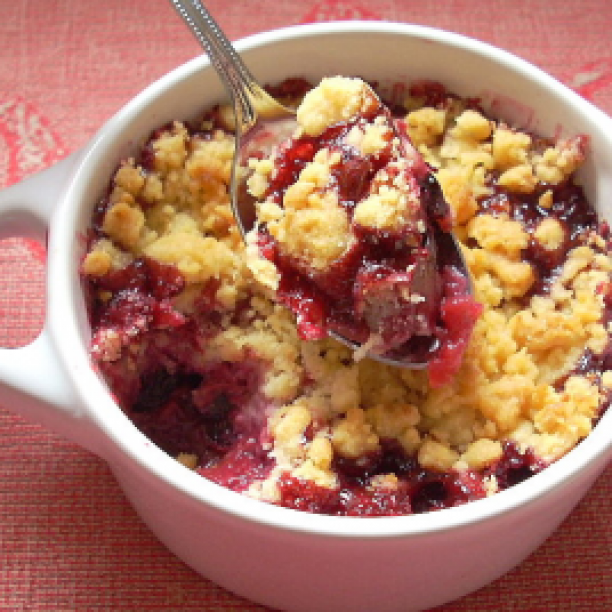 Red Fruit Crumble