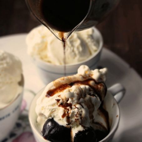 CHERRY & SHORTBREAD AFFOGATO