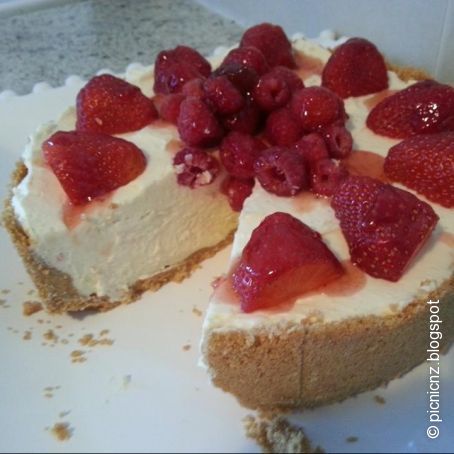 Creamy Vanilla Cheesecake