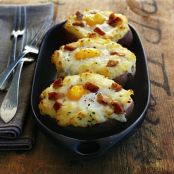 Easy Baked Potato Smothered Eggs
