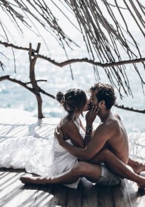 This it the IDEAL TIME to HAVE SEX according to Science... and it'll SURPRISE you!