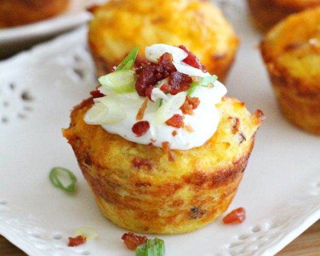 Loaded Bacon and Egg Hash Brown Muffins - © Melissa's Southern Style Kitchen